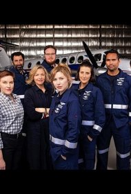 Постер Сериала Королевская служба летающих врачей