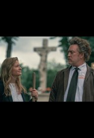 Постер Сериала Хаос на кладбище